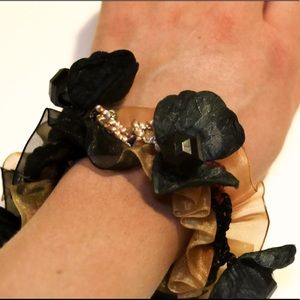 Beautiful Fashion Autumn Scrunchie